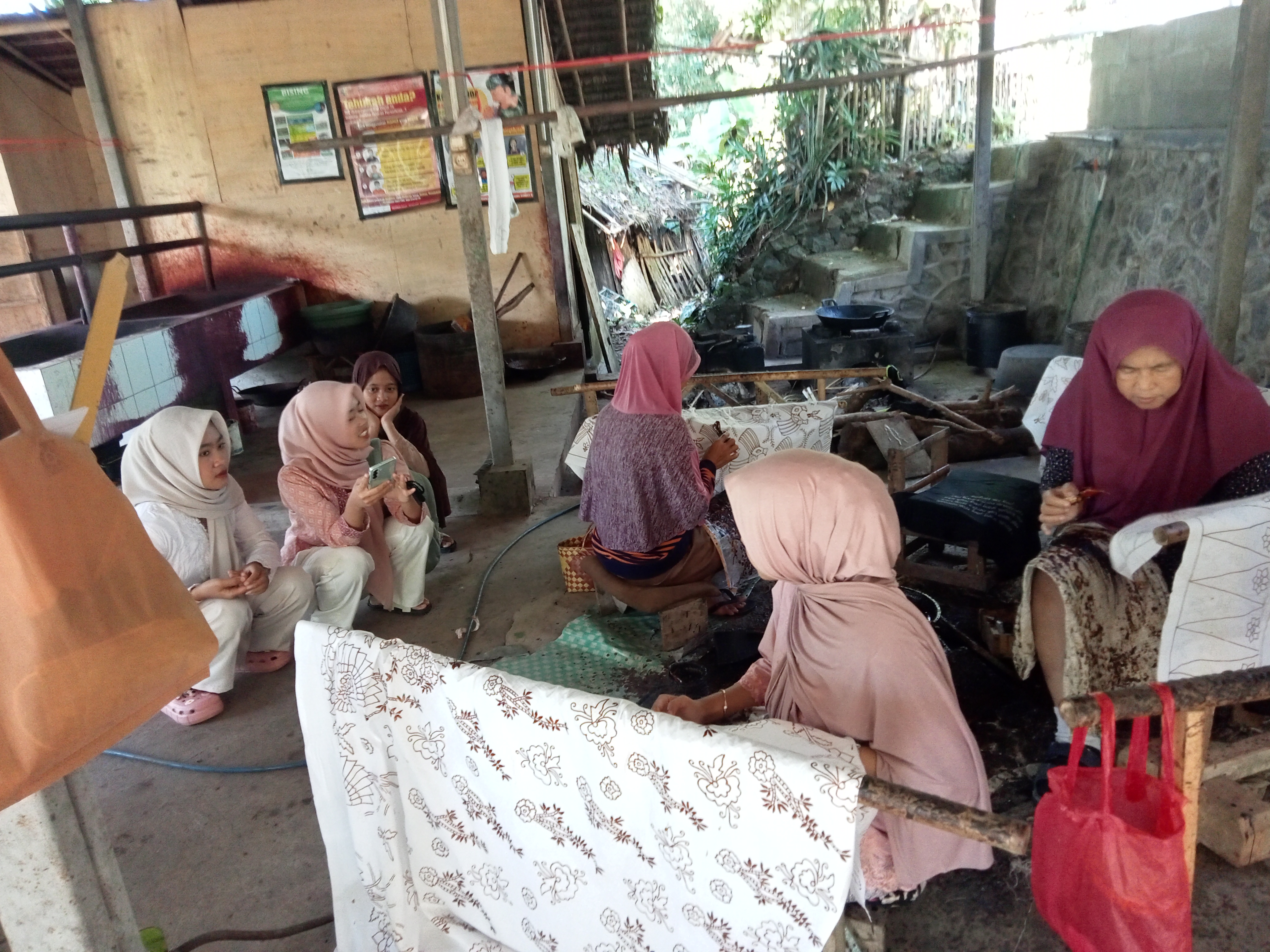 Galeri Batik Sukapura 108